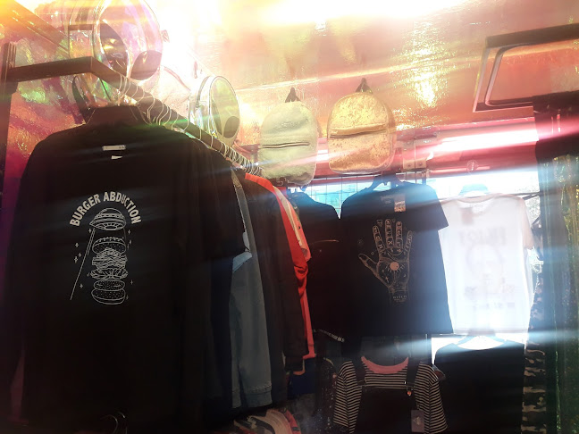 Opiniones de Galaxý Trash en Miraflores - Tienda de ropa