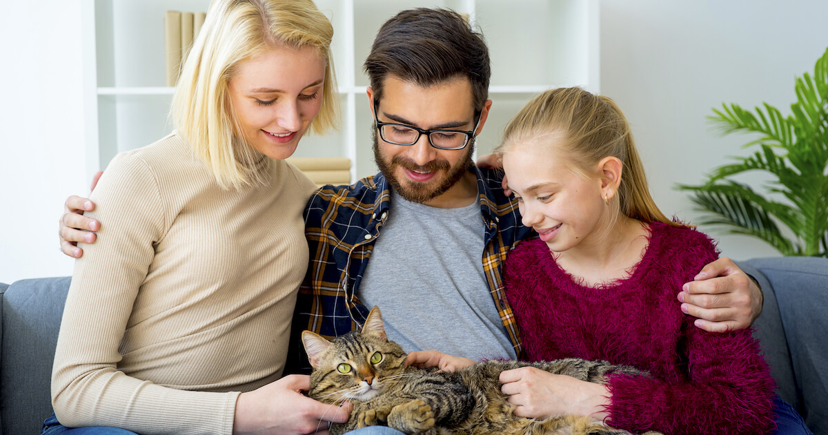 Family and their cat