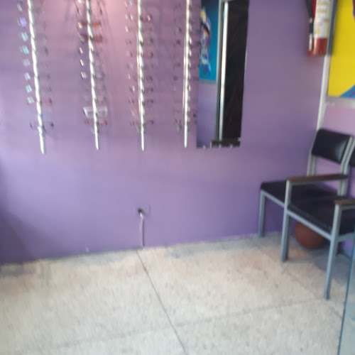 Av. Ajaví Oe5-133, Quito 170148