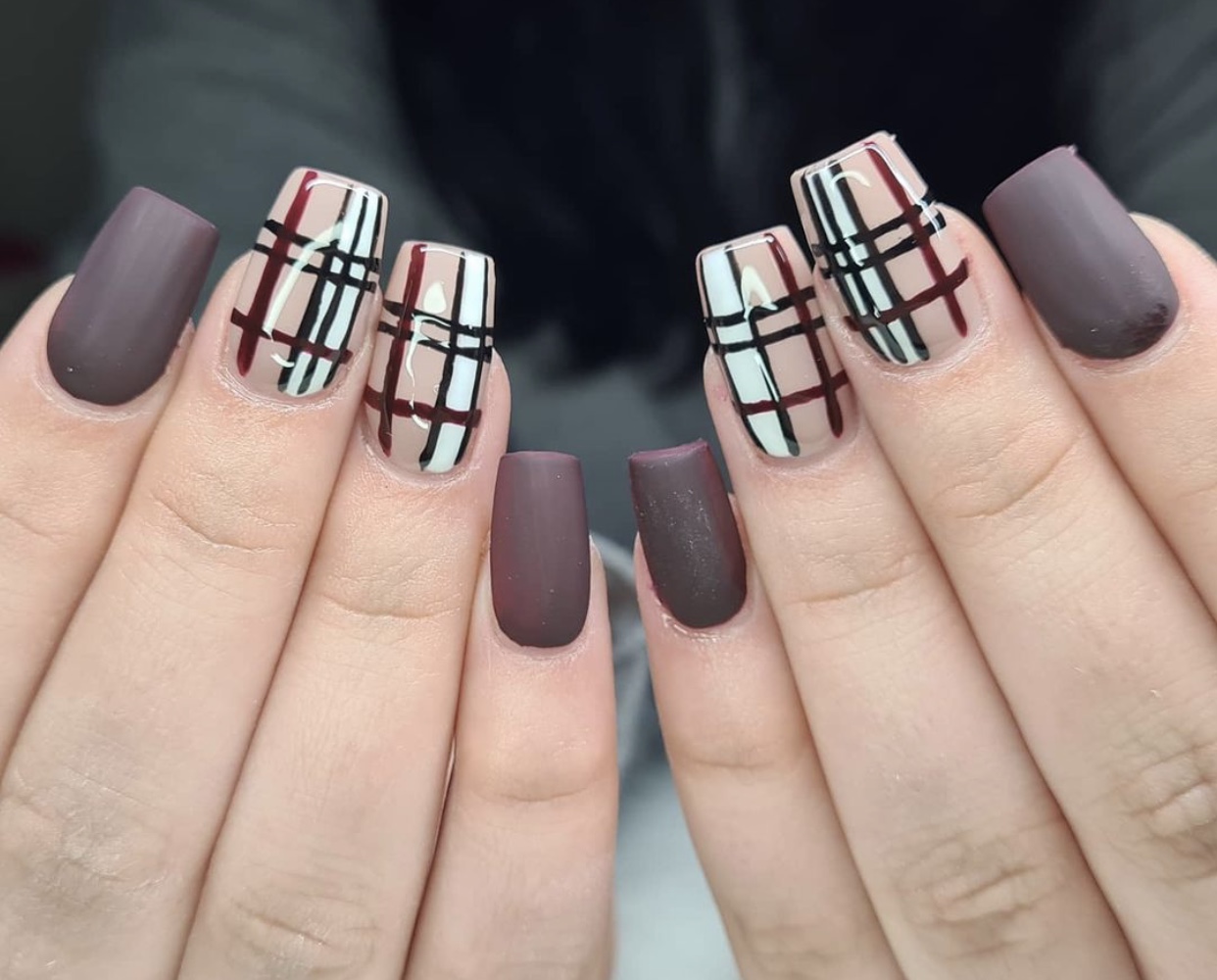 Matte Grapevine Red Burberry Nails