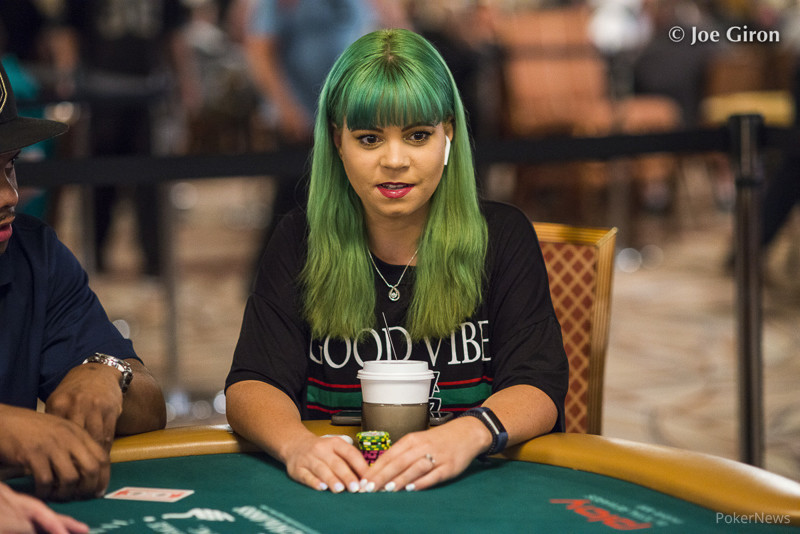 10 mulheres que não brincam em serviço no mundo do poker pro Annette