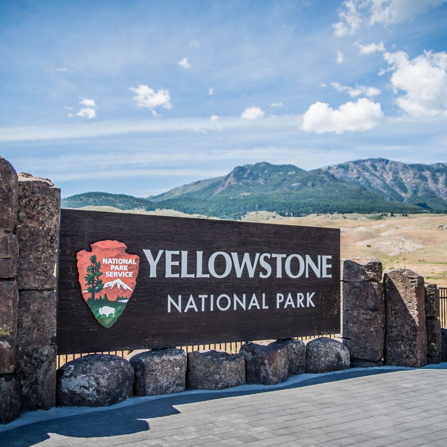 National park sign yellowstone