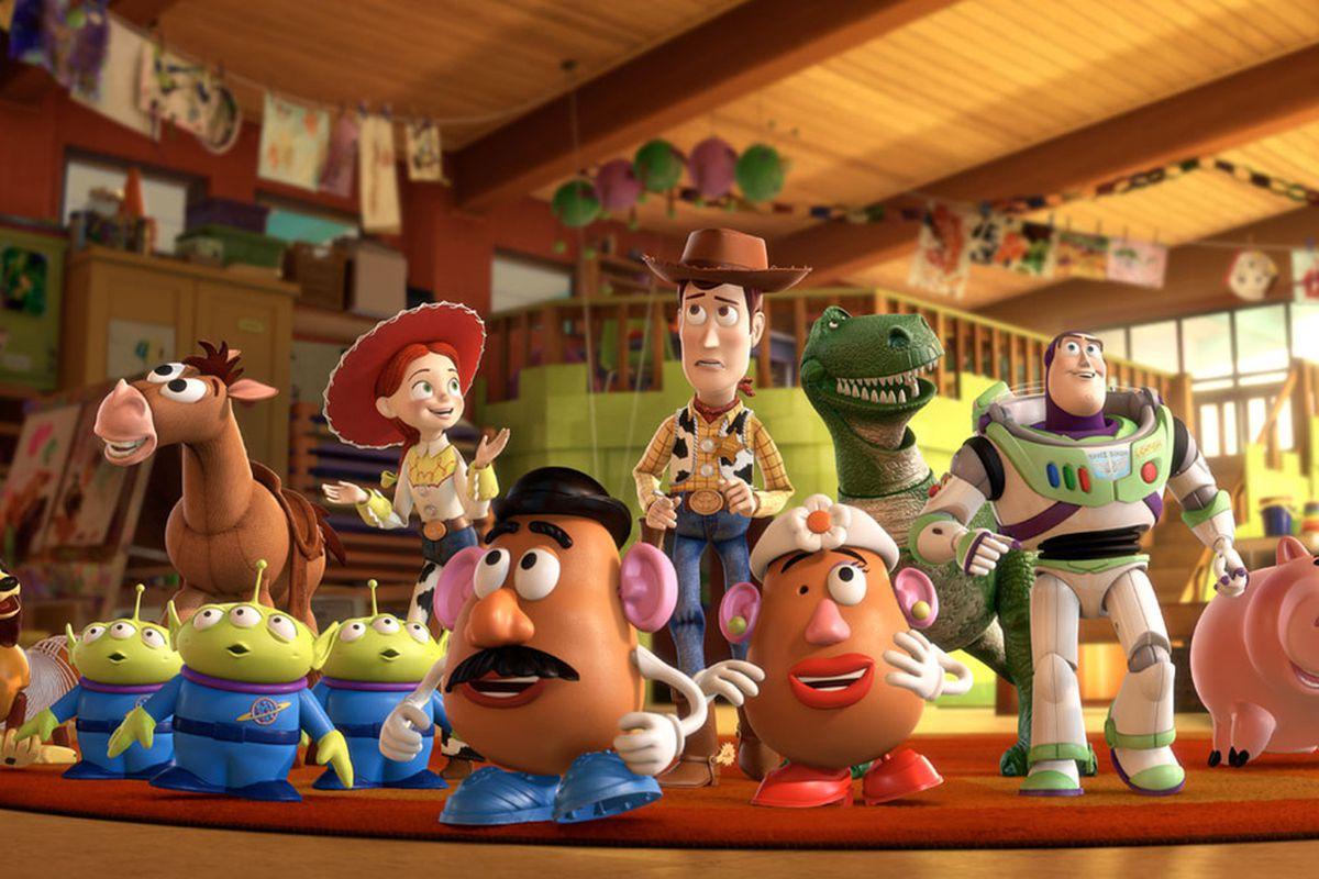 3.TOY STORY 4  2