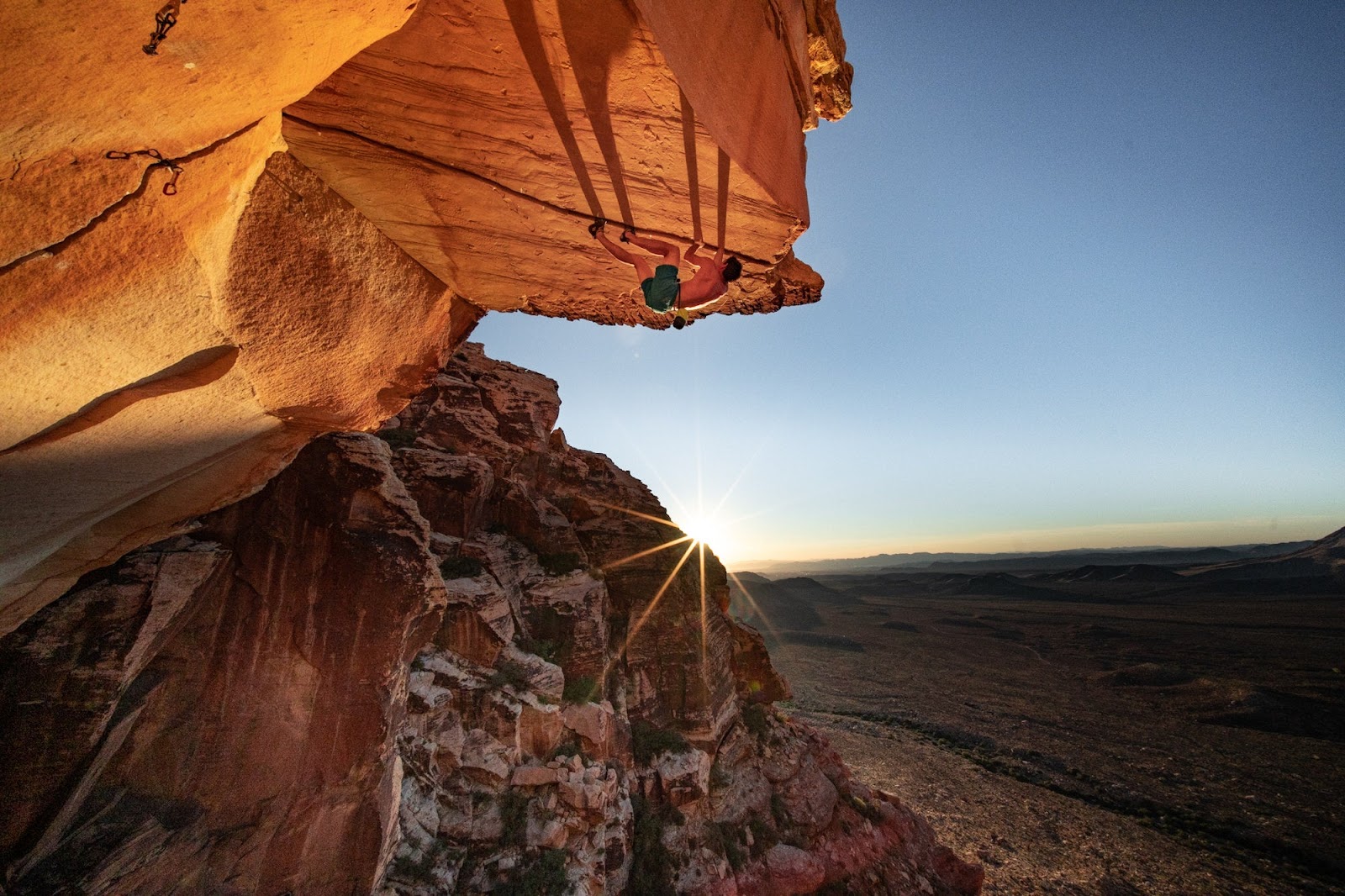 Alpha-Universe-photo-by-Renan-Ozturk-210904_OZTURK_OCULUS_REDBULL_VR_BTS_040222.jpeg