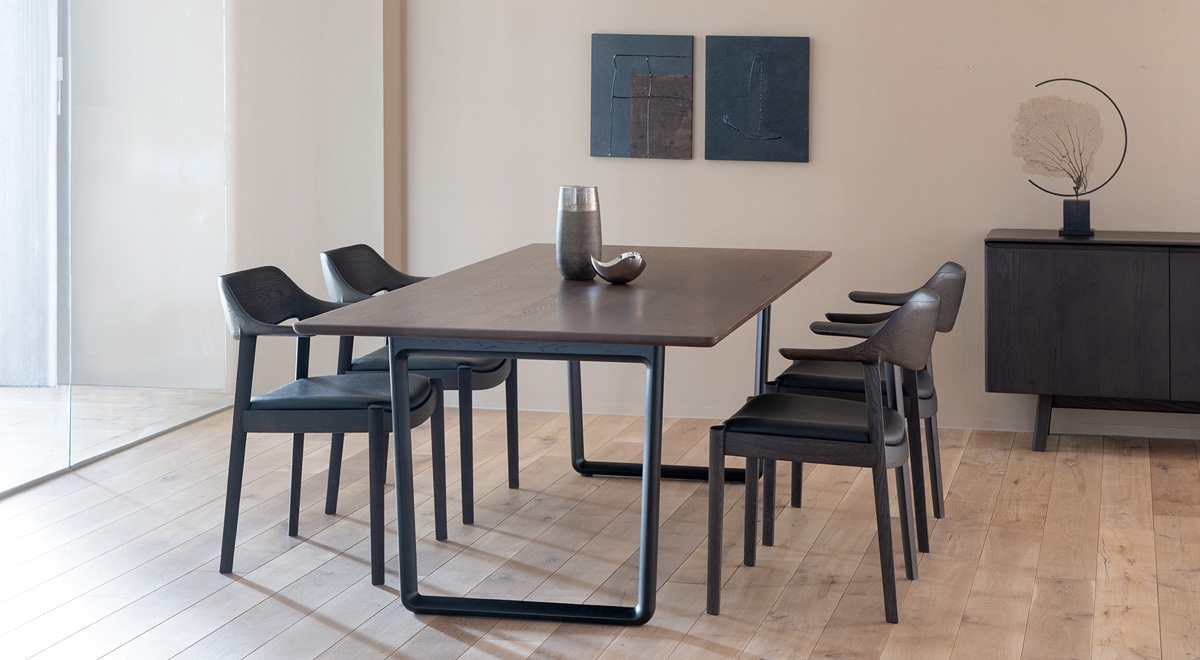 大人っぽいダイニングテーブル　カンディハウス/SLテーブル（ソリッドテーブル）のご紹介。無機質な空間にあうダイニングテーブルの魅力徹底紹介