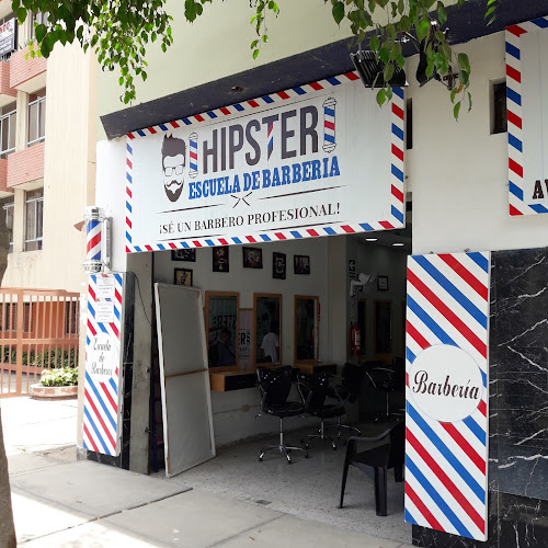 Hipster Escuela De Barberia - Chiclayo