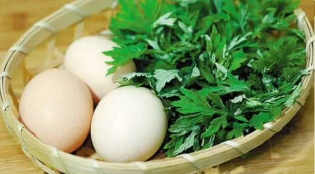 Dùng trứng gà để thử