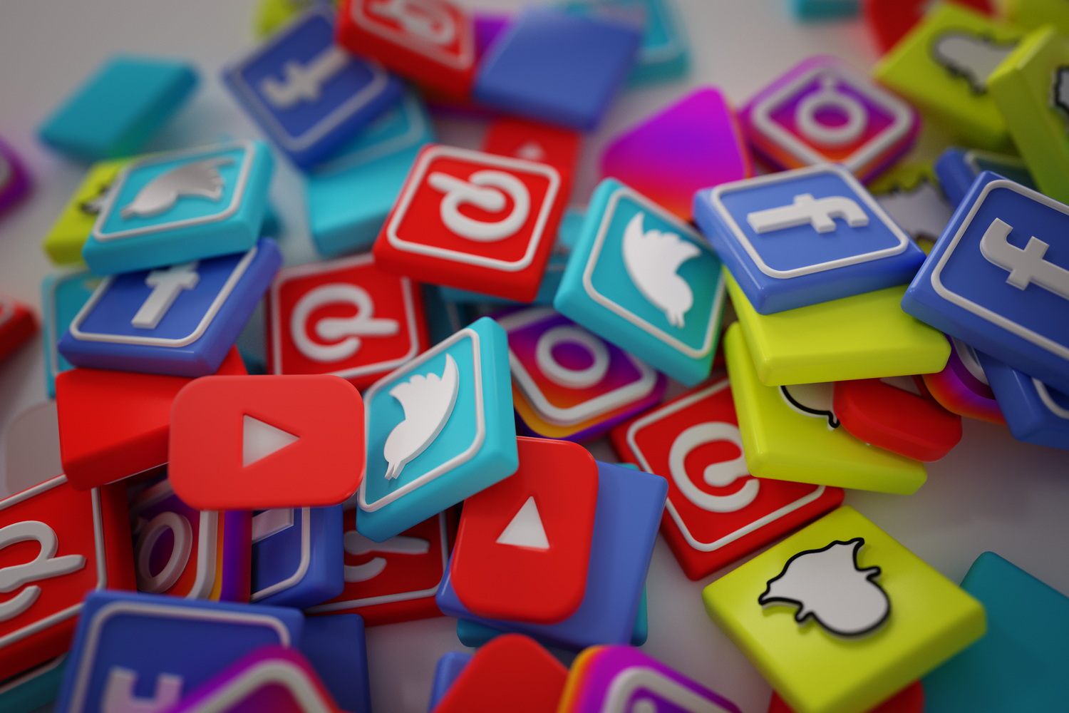 Kampanye media sosial merupakan salah satu jenis digital marketing.
