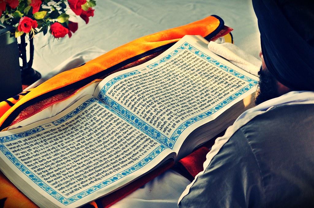 Shri Guru Granth Sahib Ji - Holy Book of Sikhism | Guru Gran… | Flickr