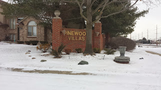 Pinewood Villa In Macomb Twp 