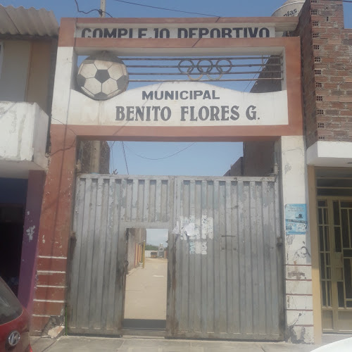 Opiniones de Complejo Deportivo Municipal Benito Flores G. en Monsefú - Floristería