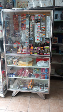 Opiniones de Madrid Bazar y Papelería en Quito - Copistería