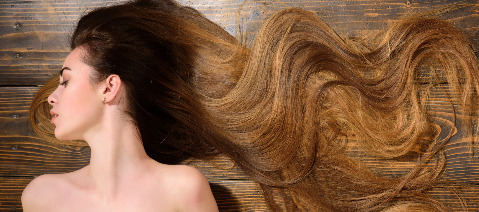 Penteados: 5 dicas para cabelos cacheados se você quer estar linda e  estilosa em uma festa