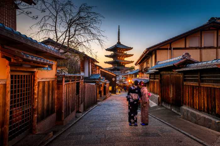 An image of two women in Kyoto