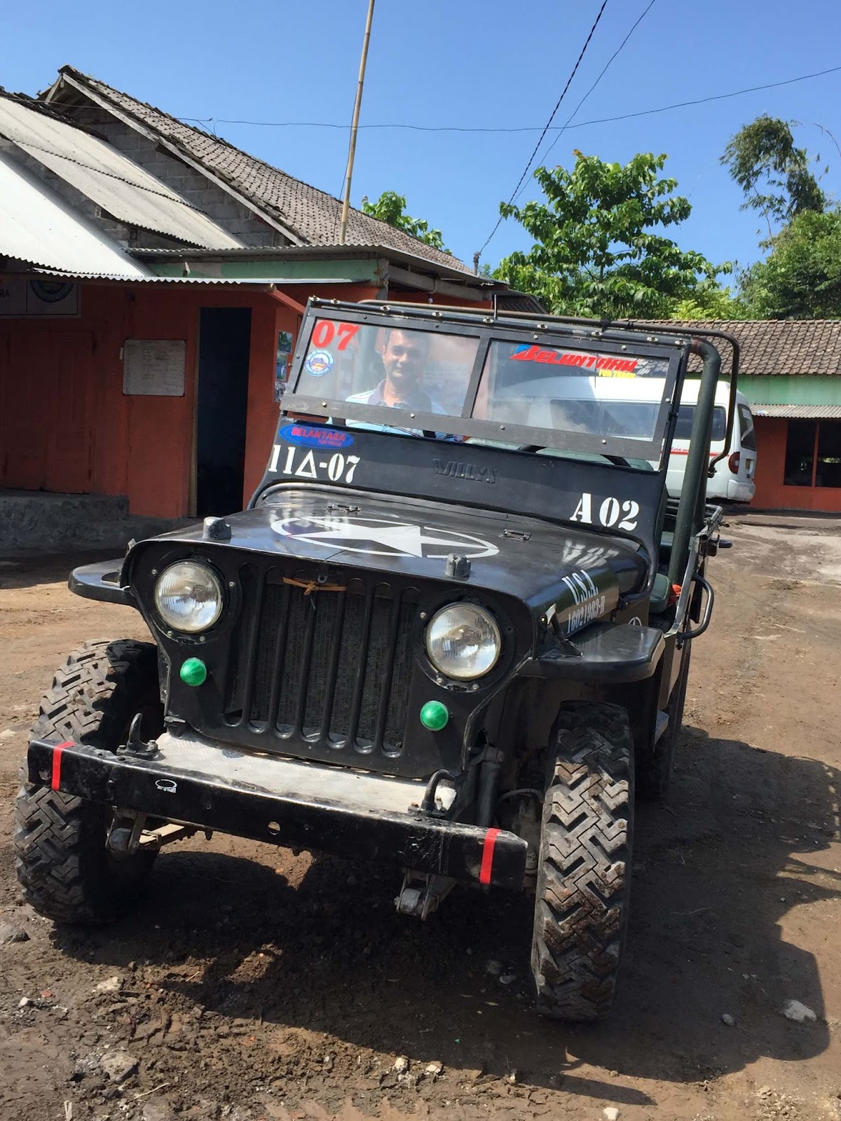 3 days in Yogyakarta, our jeep ride to the ruins of a village near Mount Merapi