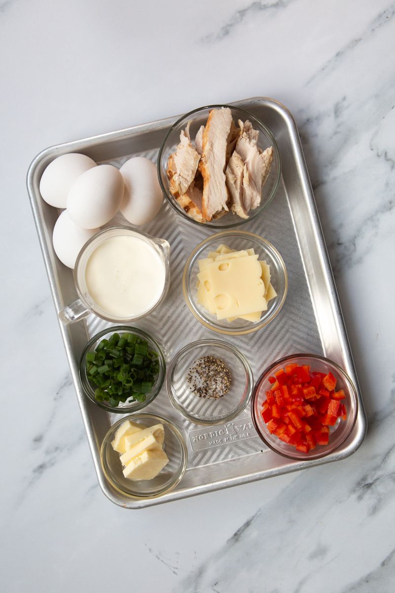 ingredients to make turkey omelette
