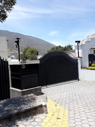 Horarios de Hospital San Francisco de Quito (IESS)
