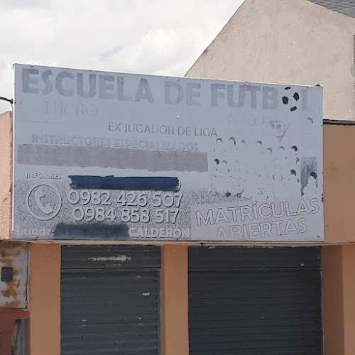 Opiniones de Escuela De Futbol en Quito - Escuela