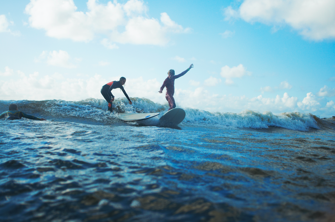 Learn surfing with your teen in Maui