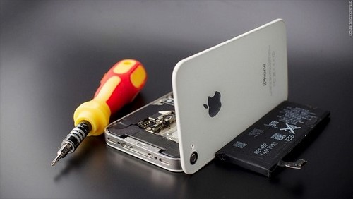 Sạc pin iPhone không lên % cách sửa lỗi iPhone sạc không vào điện hình 2