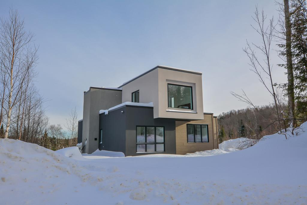 Cottages for rent near a ski mountain in the Laurentians #6