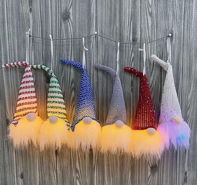 Knitted ornaments