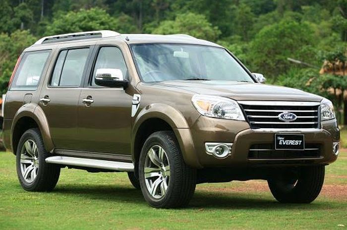 mobil ford everest murah