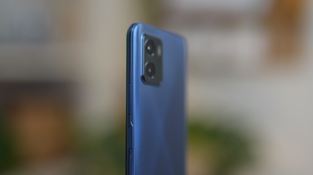 Vivo bố trí cảm biến mở khóa vân tay cạnh viền