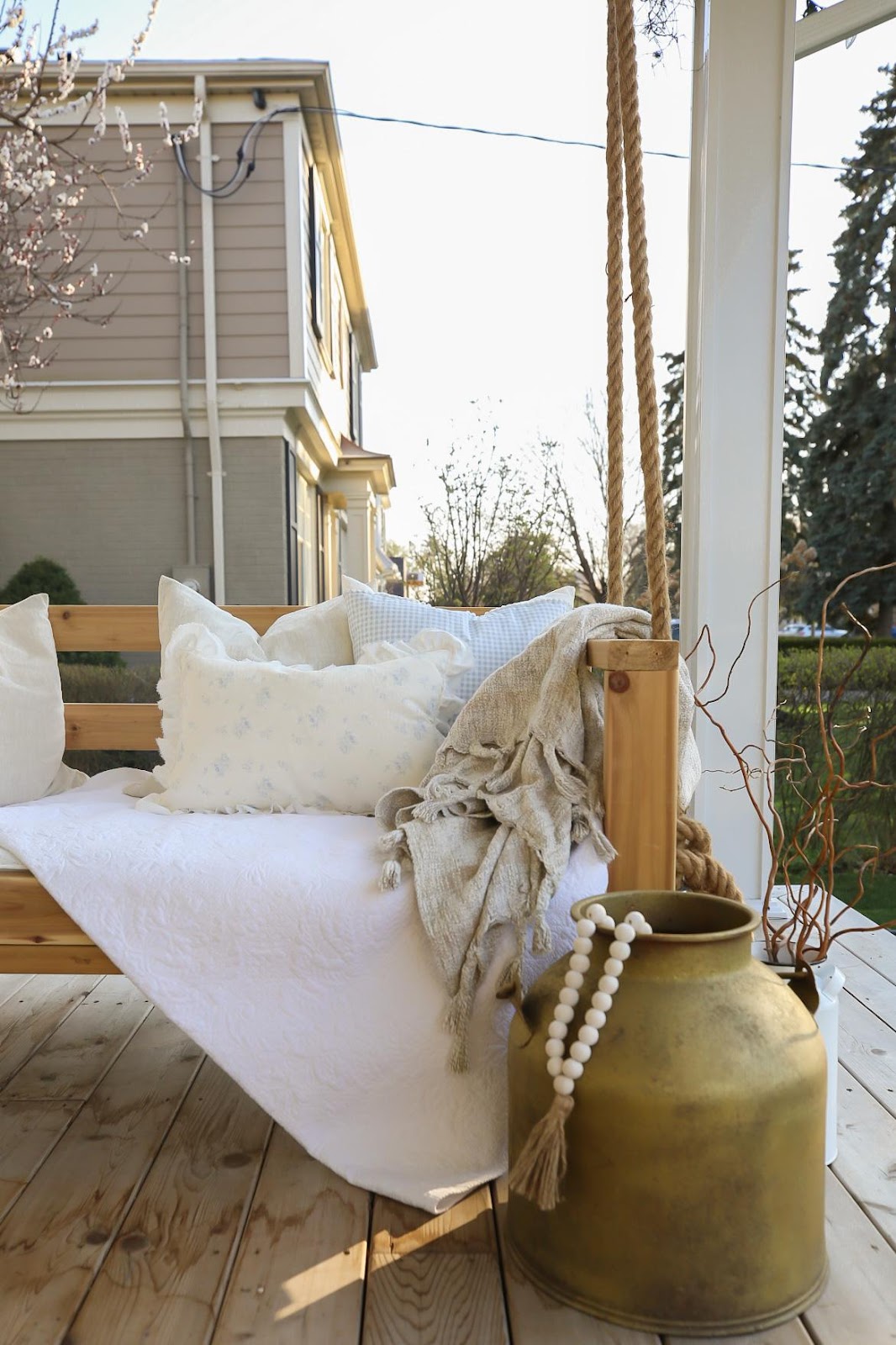 Jaclyn Harper Front Porch Styling.
