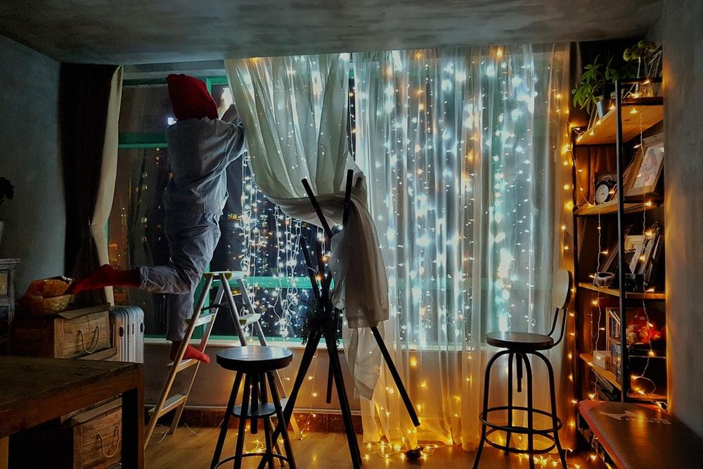 3 Ideas con luces LED para decorar tus espacios pequeños esta Navidad |  Decoración