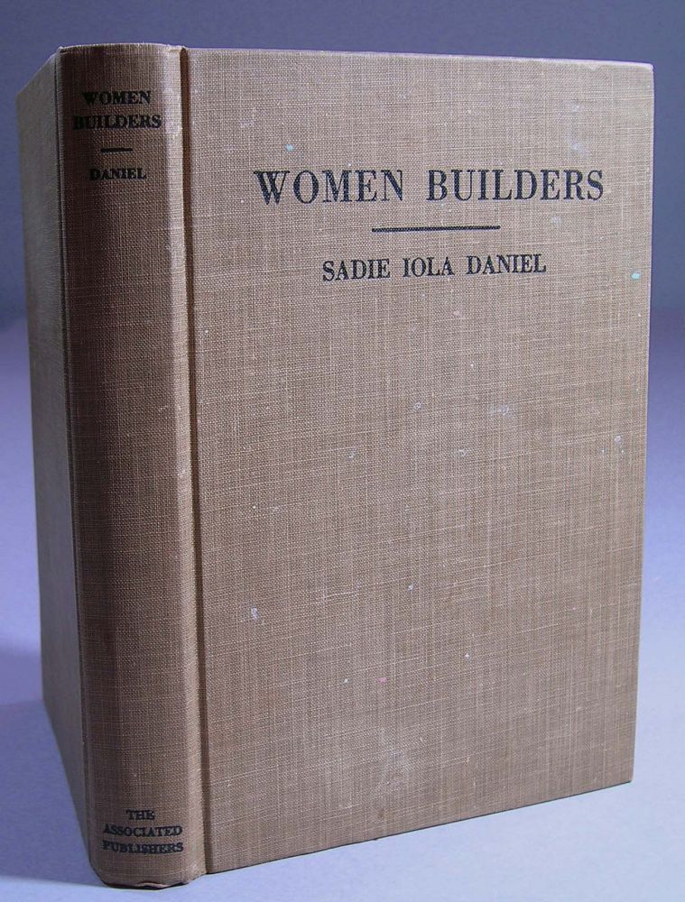Cover of Women Builders
