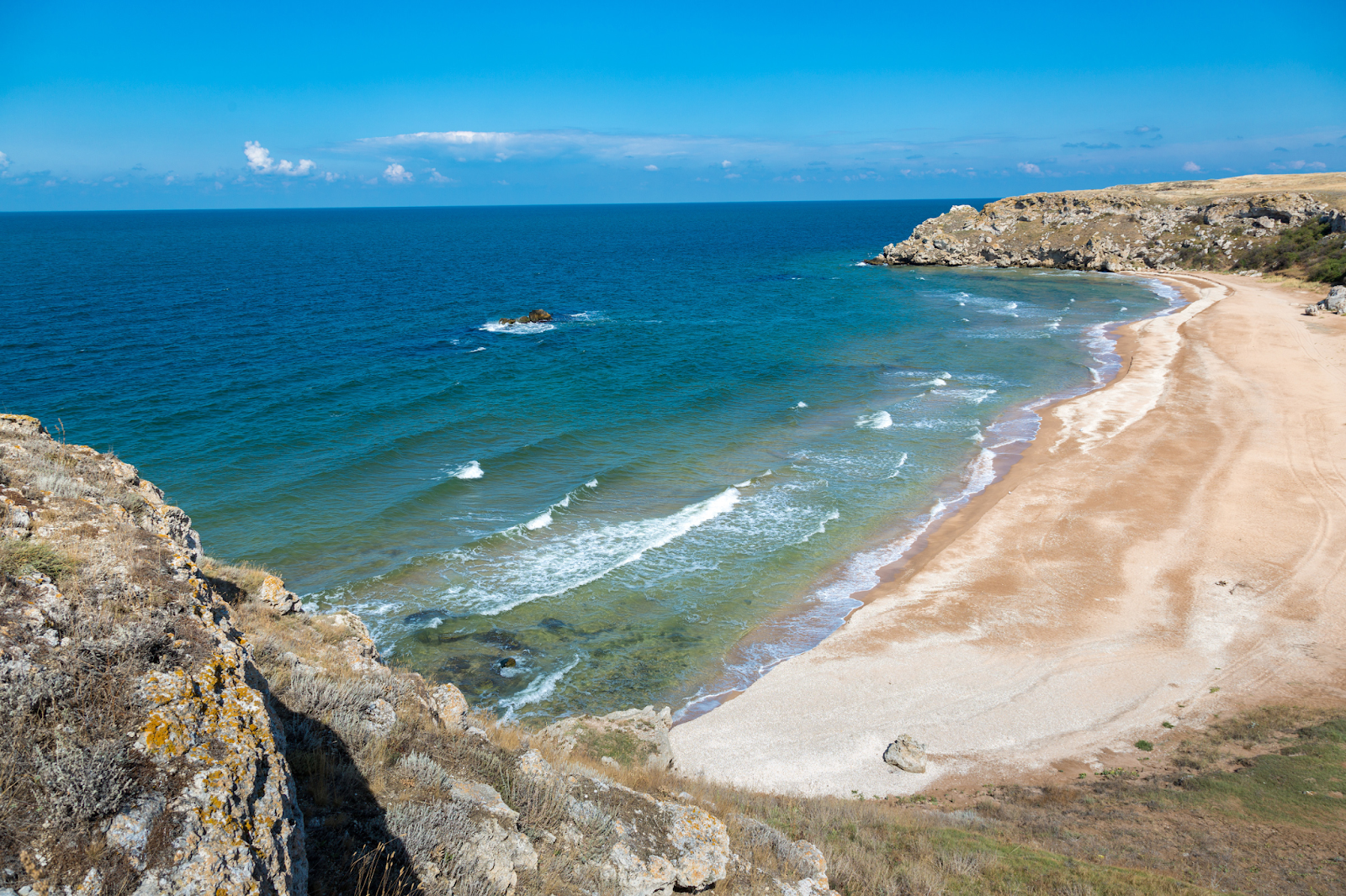 Популярные пляжи полуострова Крым: впечатляющий и комфортный отдых - Картинка 2