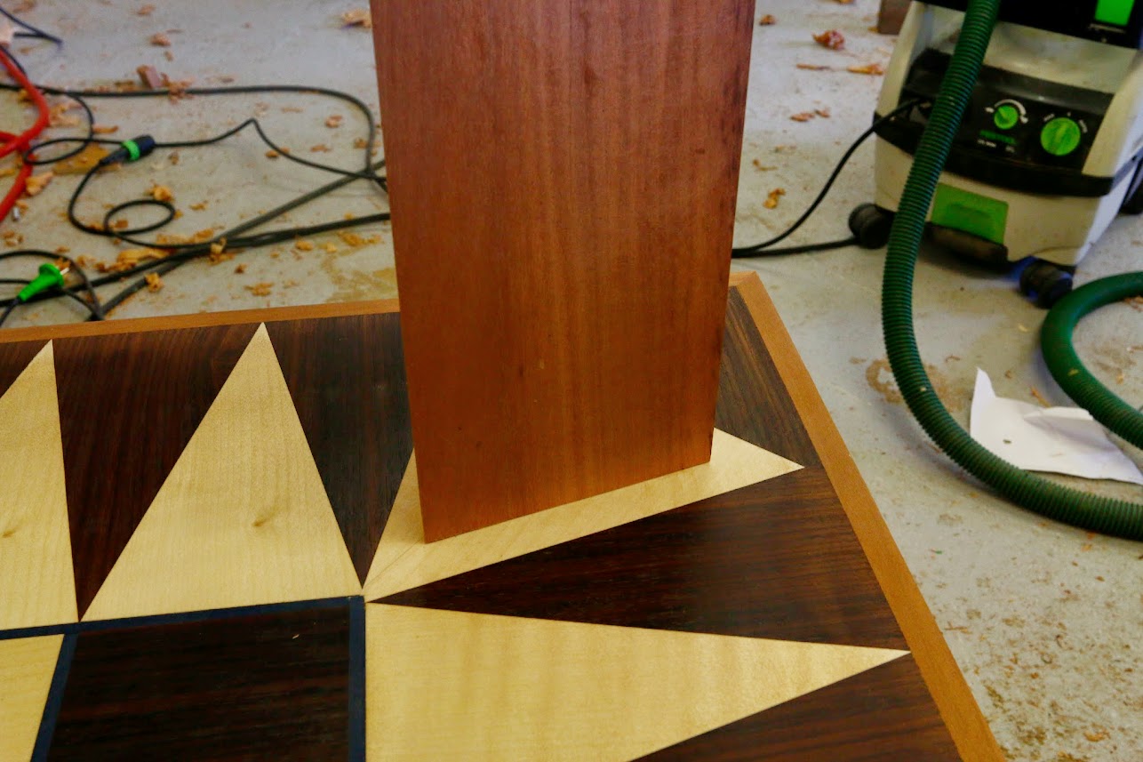 Pendule harmonique, ou comment allier math, physique et ébénisterie ! - Page 2 T6X5Xsw2z32c-ma1W1s9nRiaYQwU6oRZuMwSMd72-CE5=w1286-h857-no