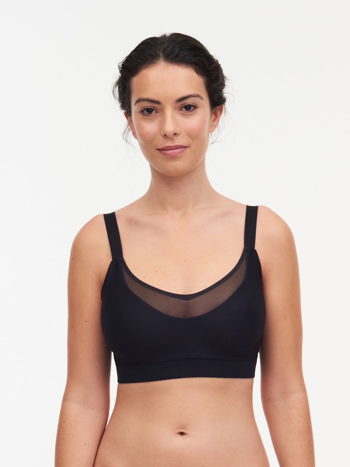 Chantelle All Day Active High Impact Underwire Sports Bra In Ultra Nude