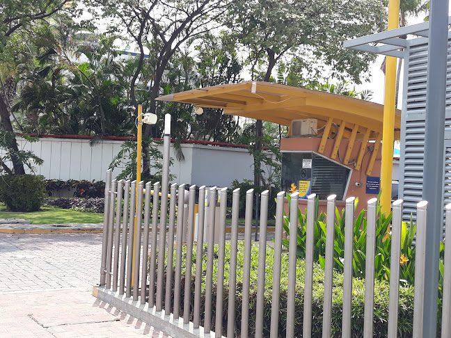 Opiniones de Parqueadero 9 de Octubre | Malecón del Salado en Guayaquil - Aparcamiento