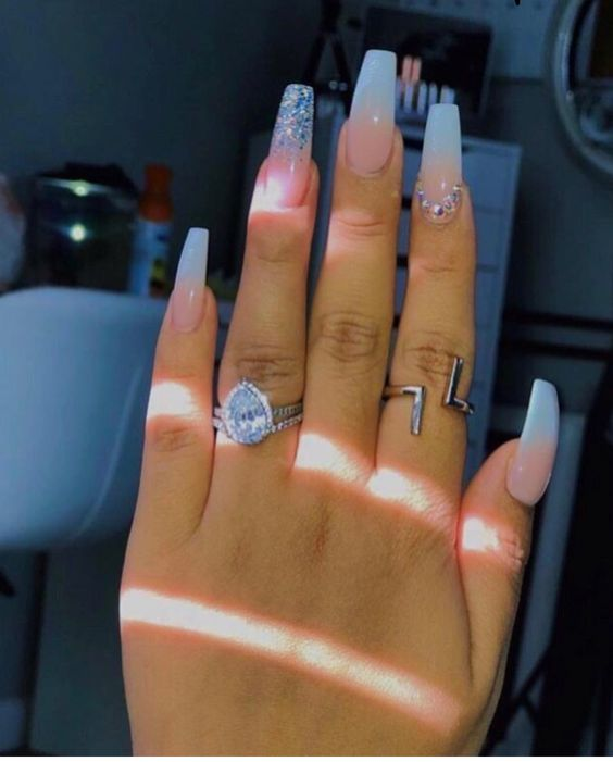 Here's A Manicure for Every Zodiac Sign | Her Campus