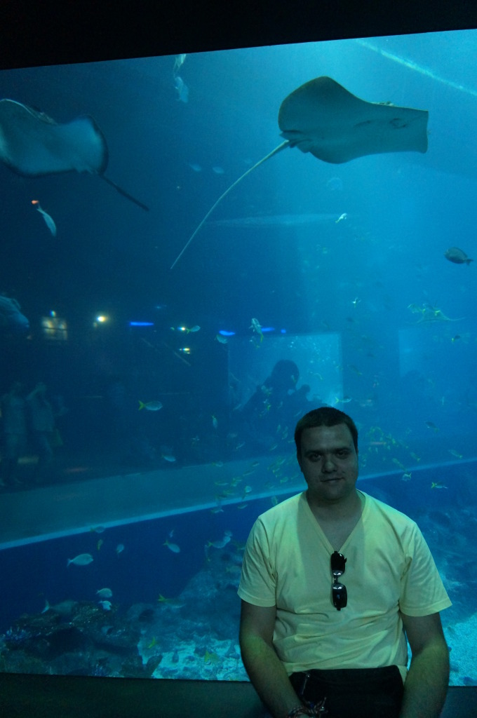 037790360-big.jpg