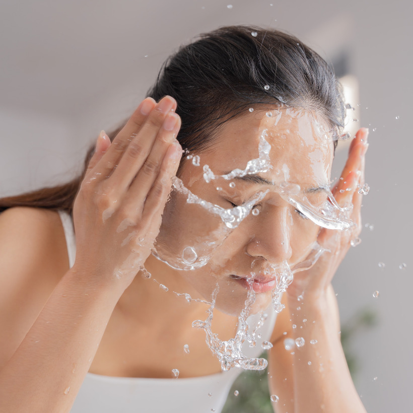 Cách rửa mặt làm sạch da hiệu quả của phụ nữ Nhật Bản 2