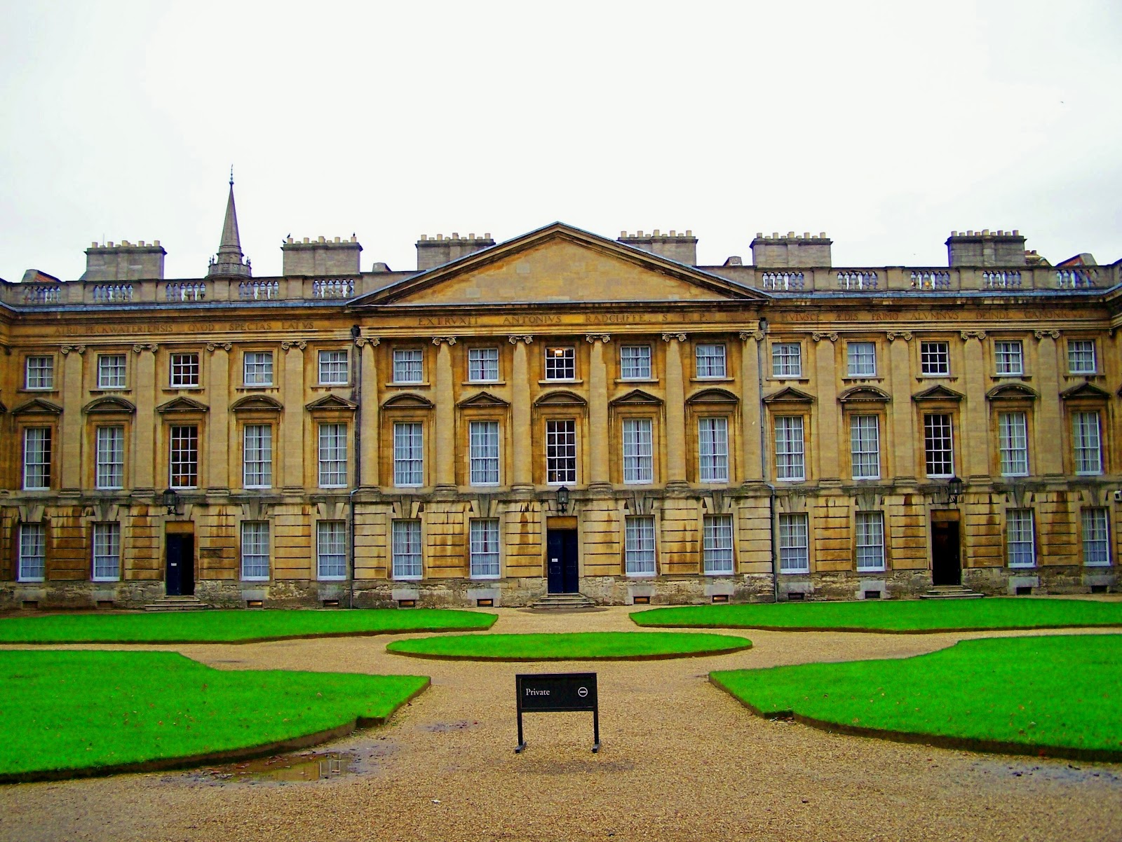 File:Christ Church College Rooms.jpg - Wikimedia Commons