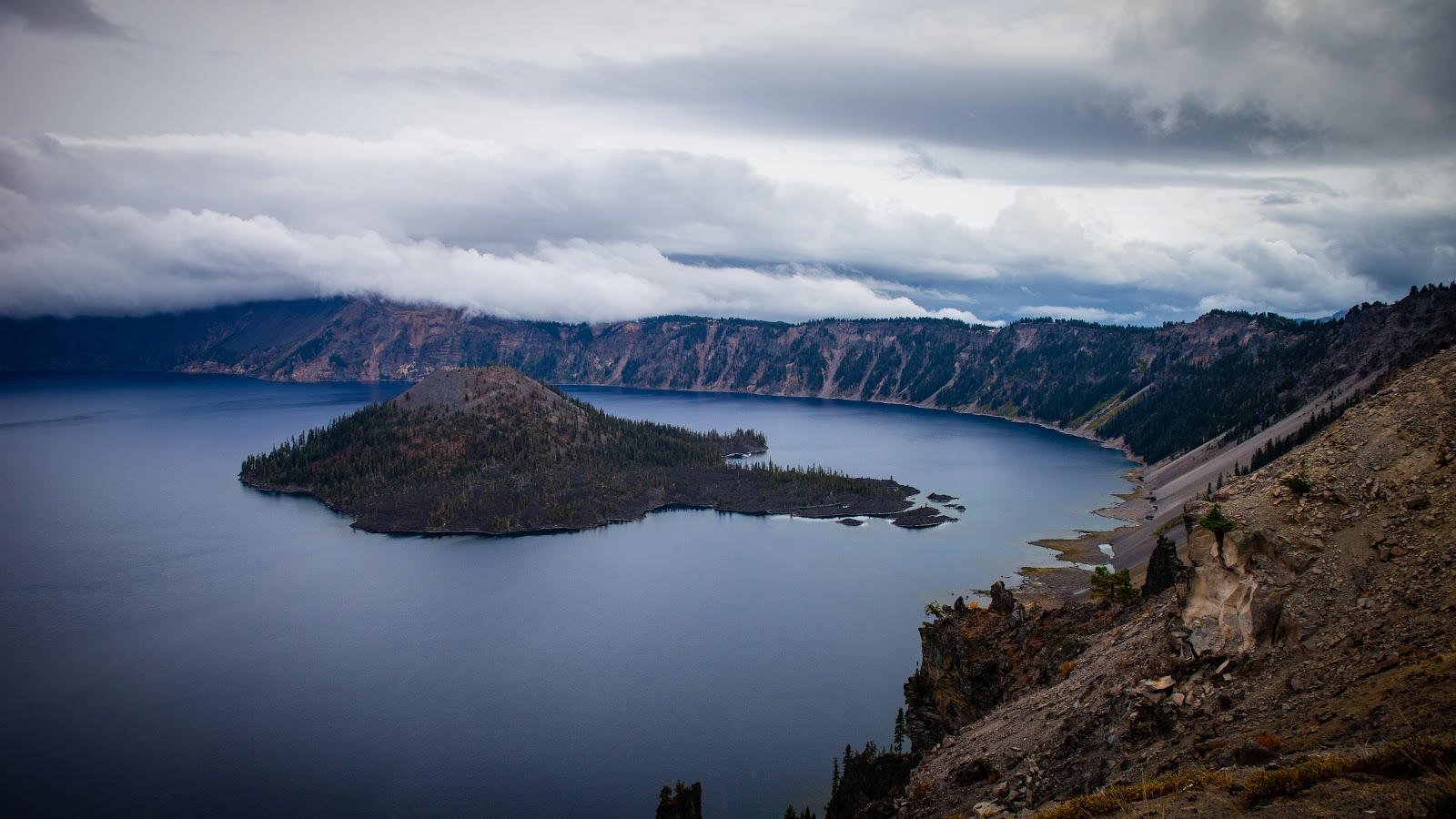 Crater Lake Oregon USA Look Out