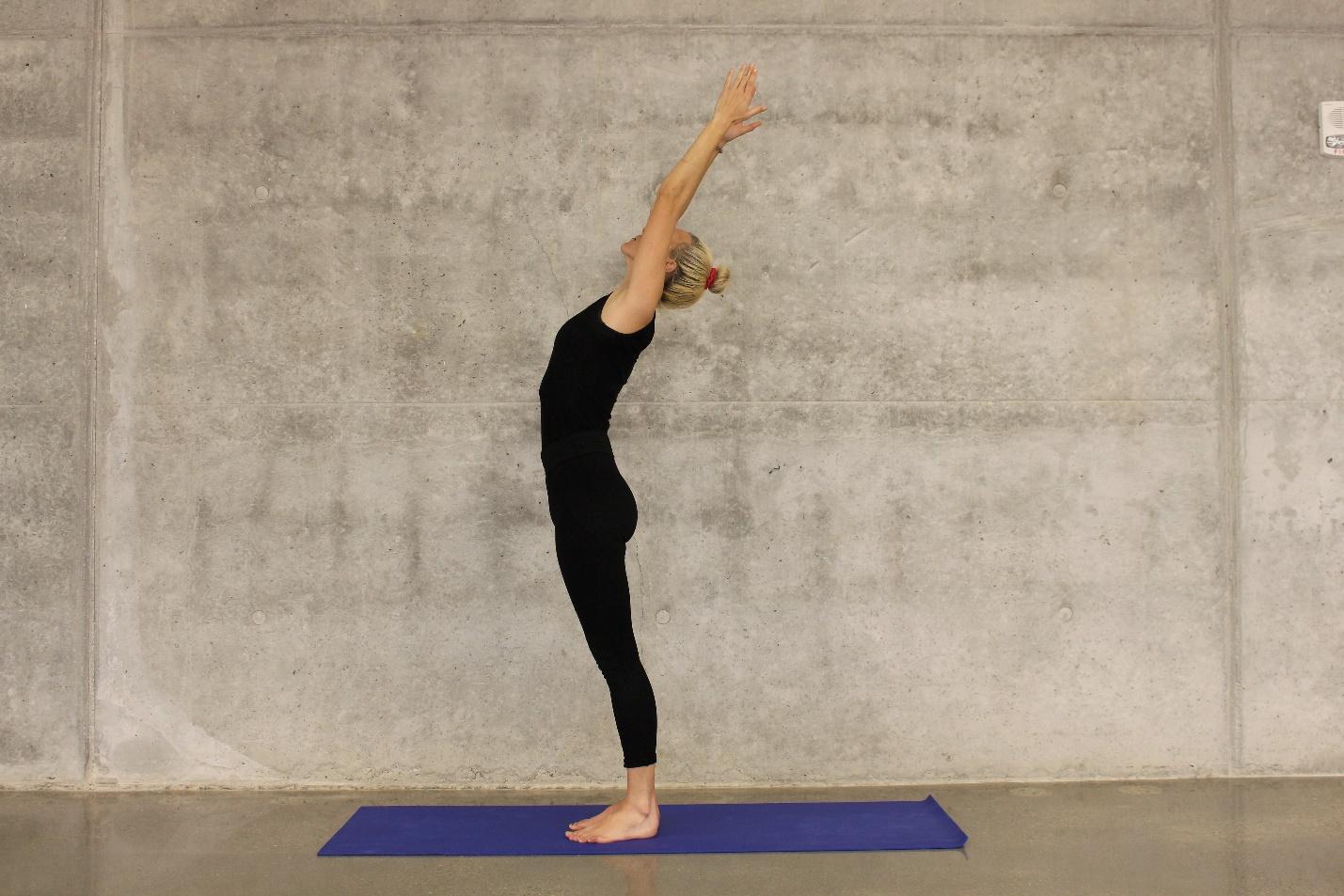 A person doing yoga

Description automatically generated with medium confidence