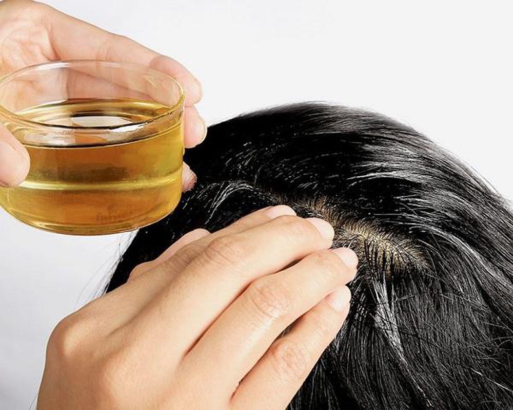 sử dụng dầu dừa cho tóc