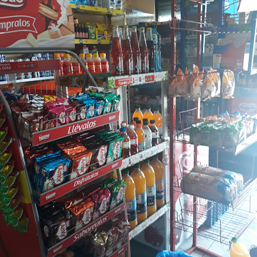 Opiniones de Víveres Yolanda en Cazaderos - Tienda de ultramarinos