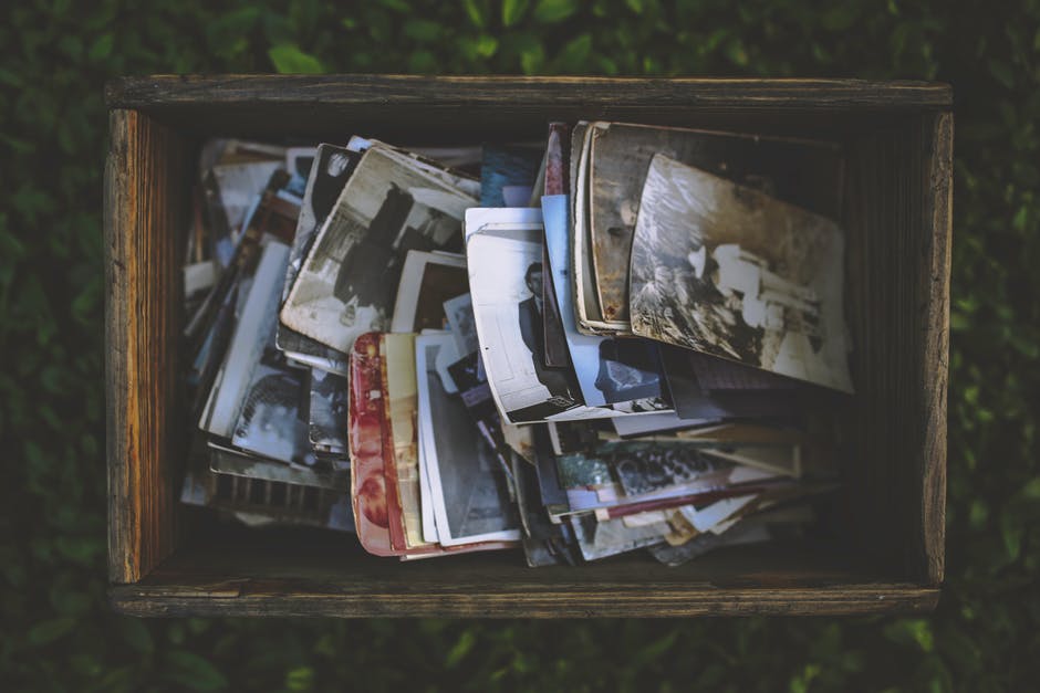 Old photos in the wooden box