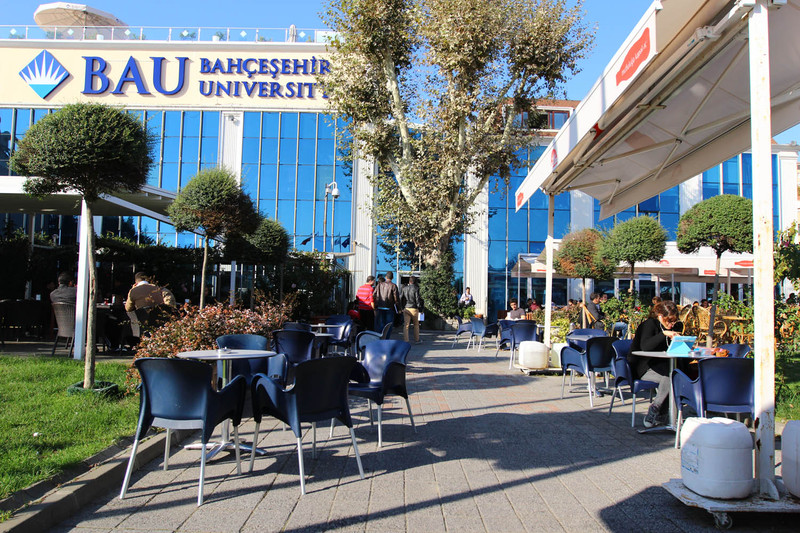 الحياة الطلابية في حرم جامعة بهتشة شهير