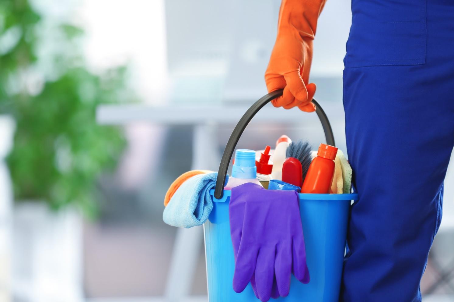 5 Important Things to Look for When Hiring a House Cleaning Service