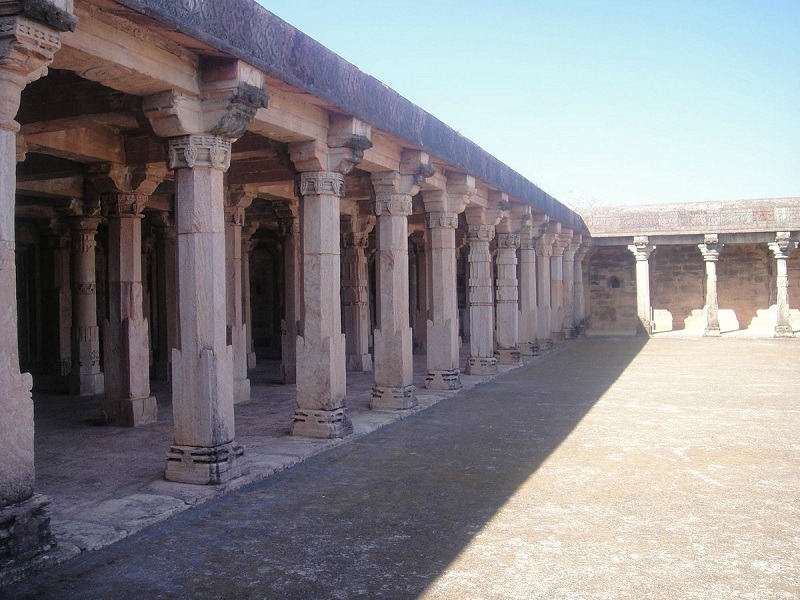 Dilawar Khan Mosque