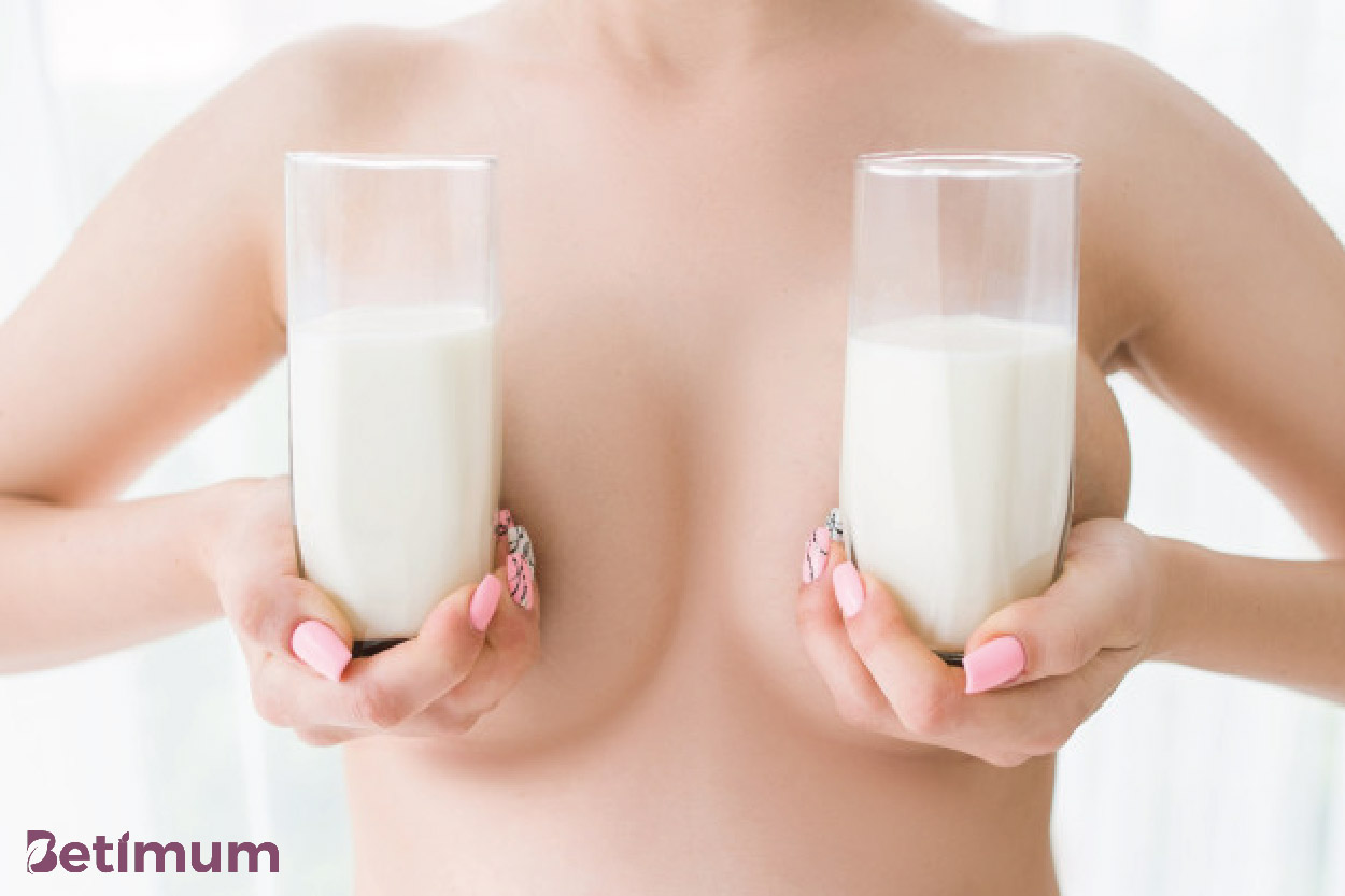 Sữa mẹ để ngoài không khí rất dễ bị nhiễm khuẩn và ôi thiu