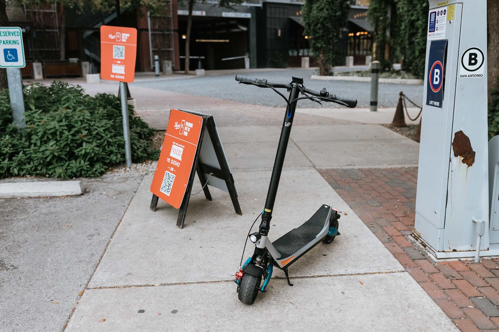 varla commuter electric scooter