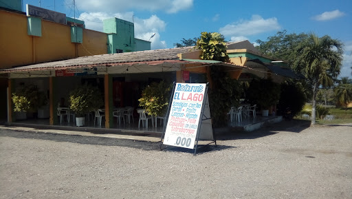 Hotel y Restaurante El Lago